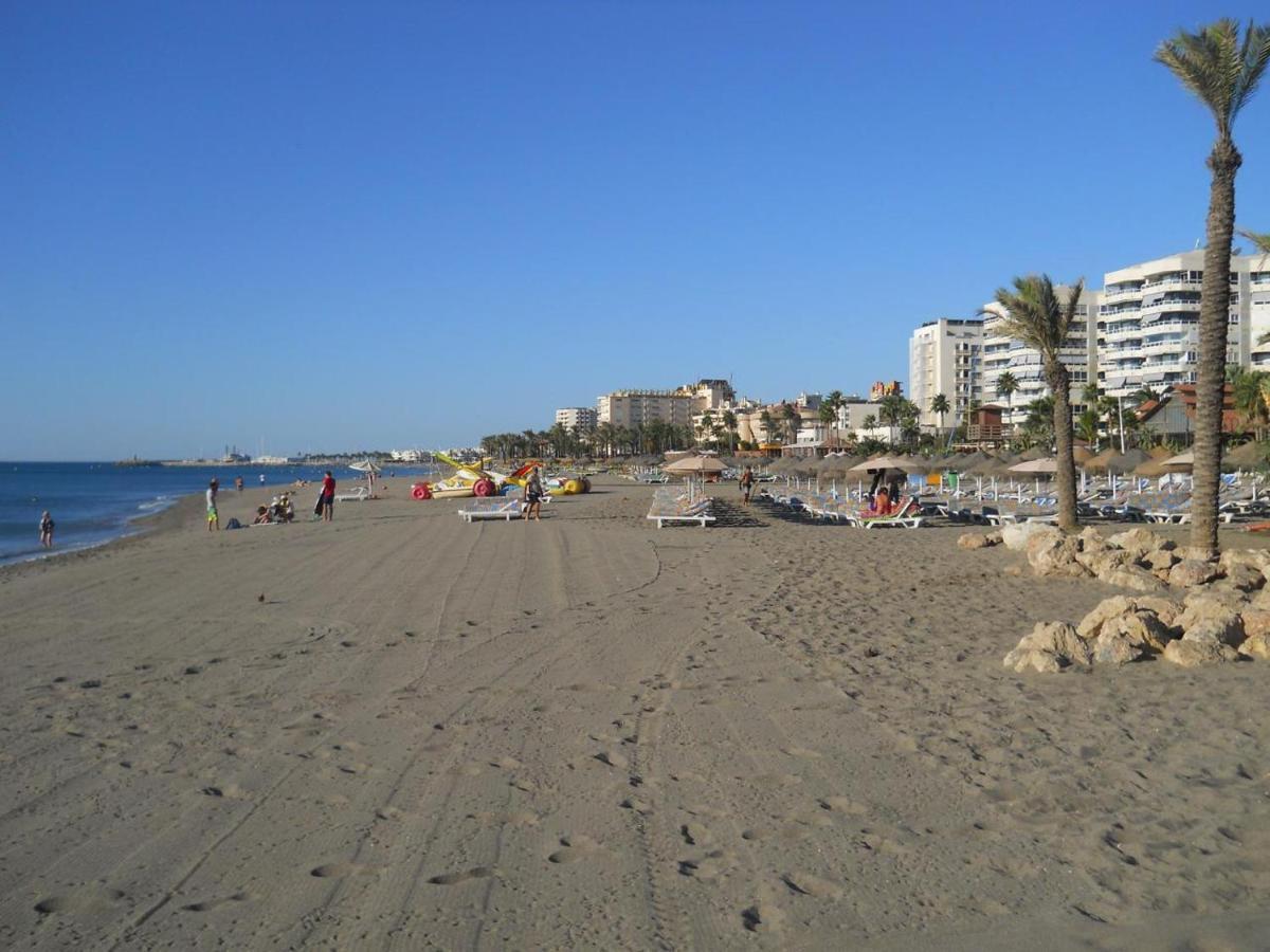 Carlos Beach Ground Floor Apartment & Parking トレモリノス エクステリア 写真